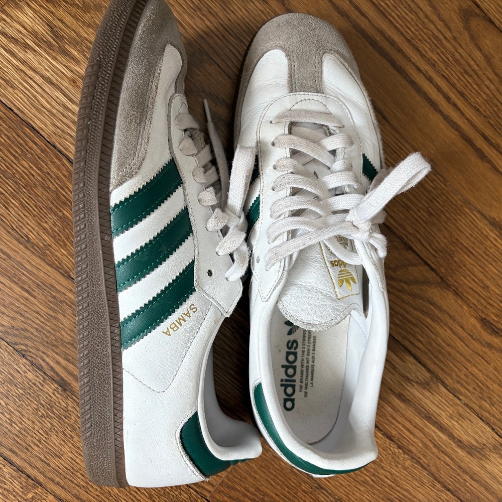 Adidias Sambas Mens 9.5